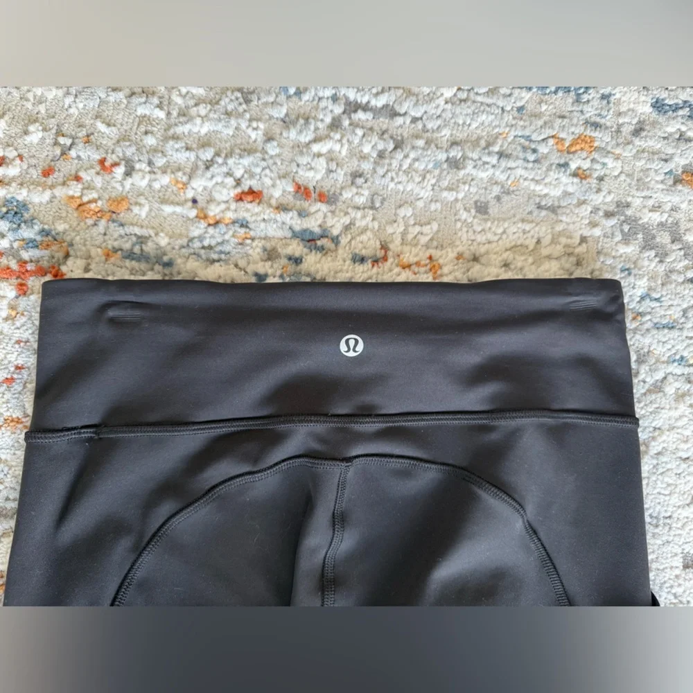 lululemon athletica classic black